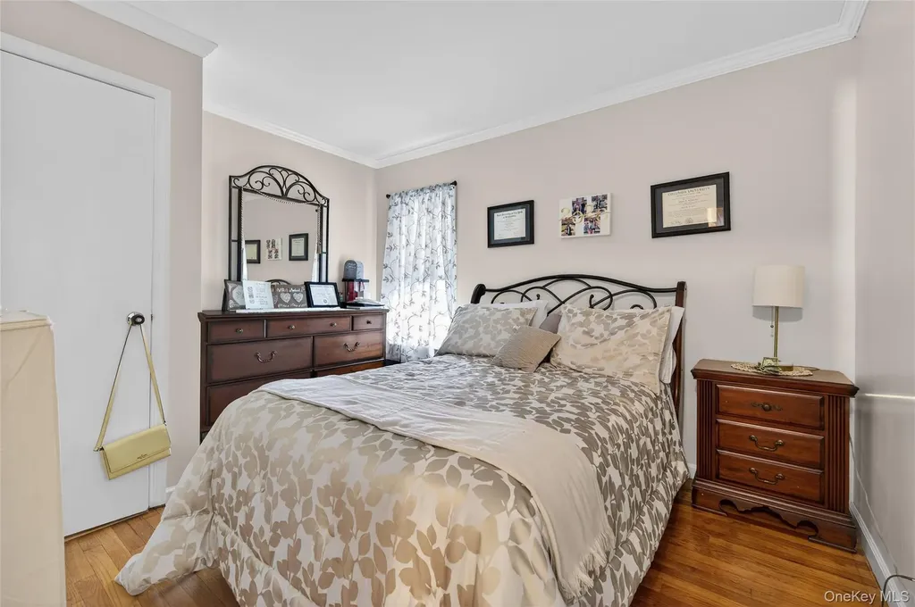 112 Wentworth Avenue Albertson NY 11507
