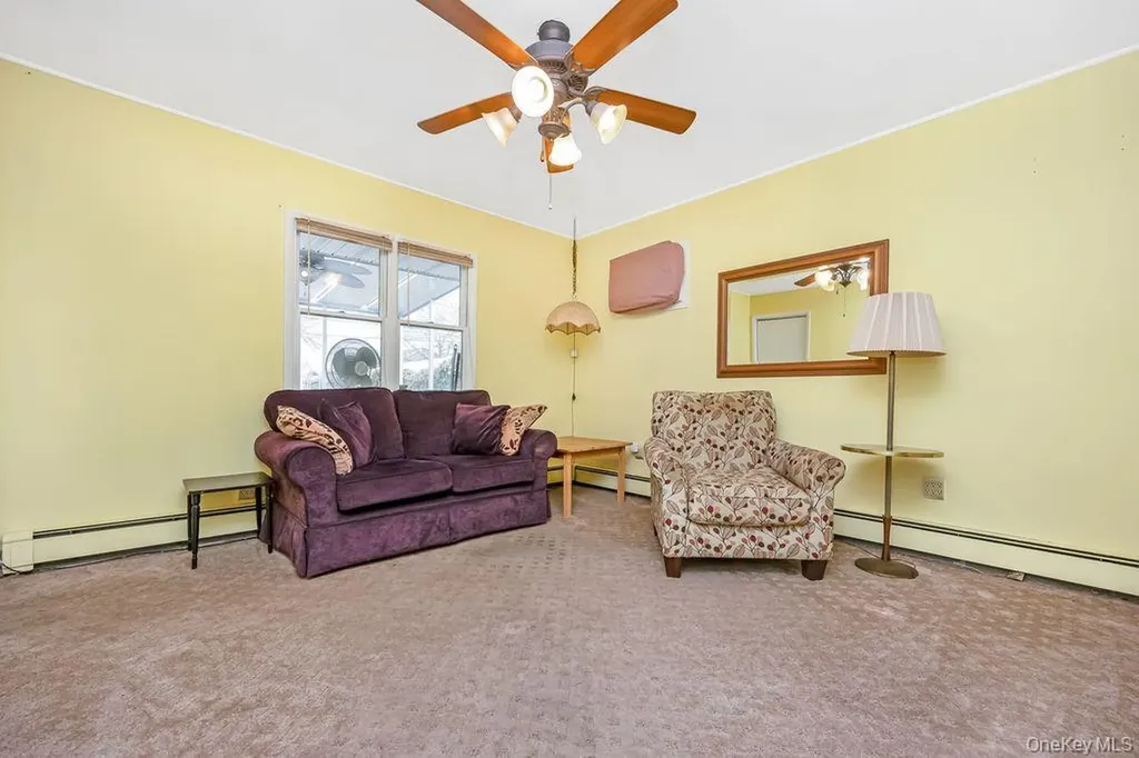 95 Elm Drive N Levittown NY 11756