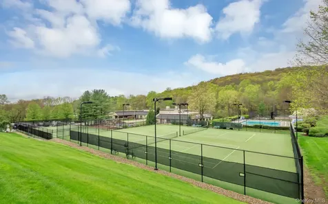 958 Heritage Hills Somers NY 10589