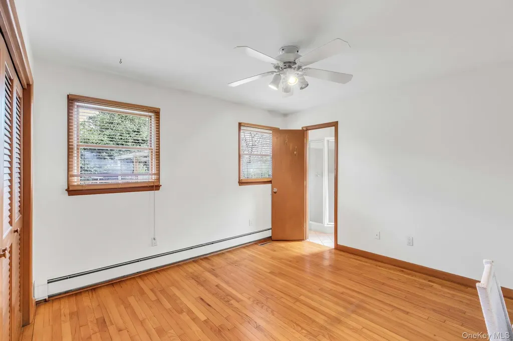 8 Adelphi Street Islip NY 11751