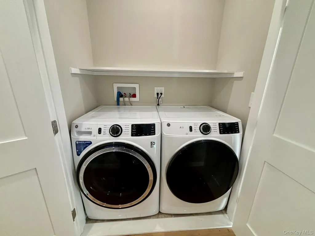 159 Harrison Avenue Mineola NY 11501