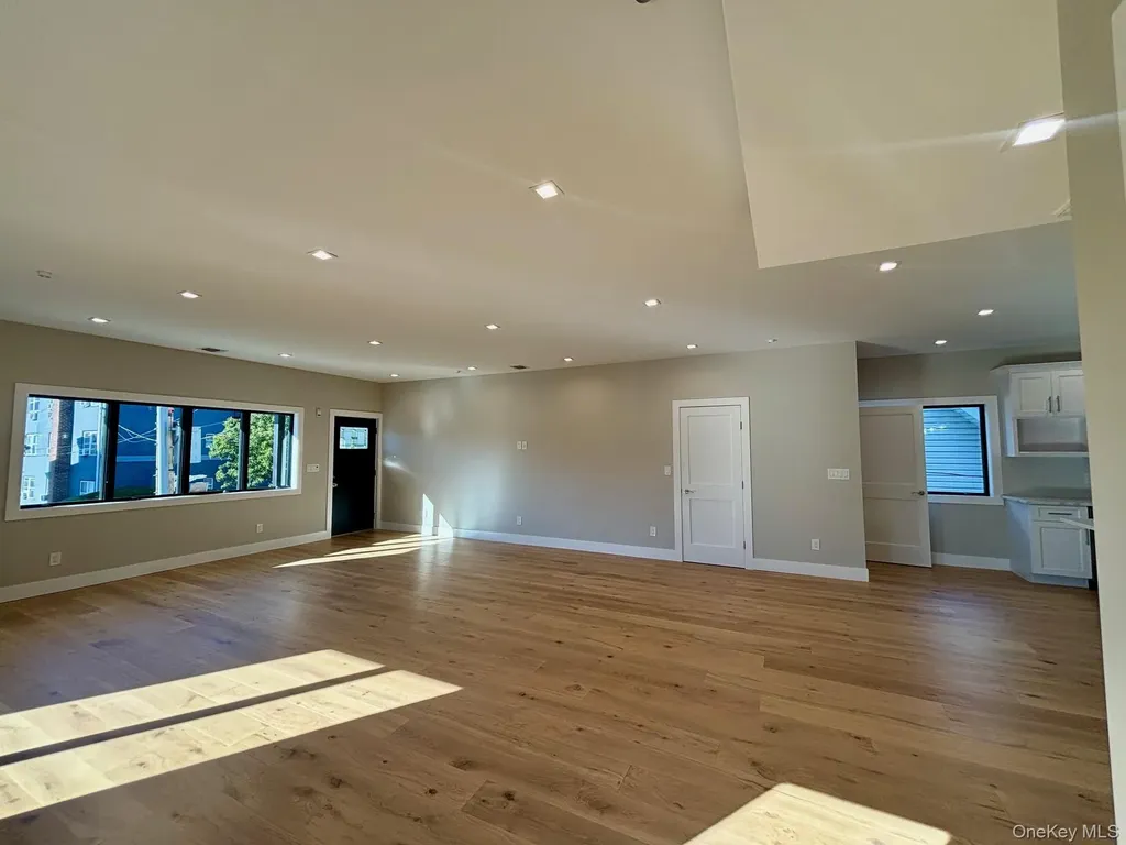 159 Harrison Avenue Mineola NY 11501