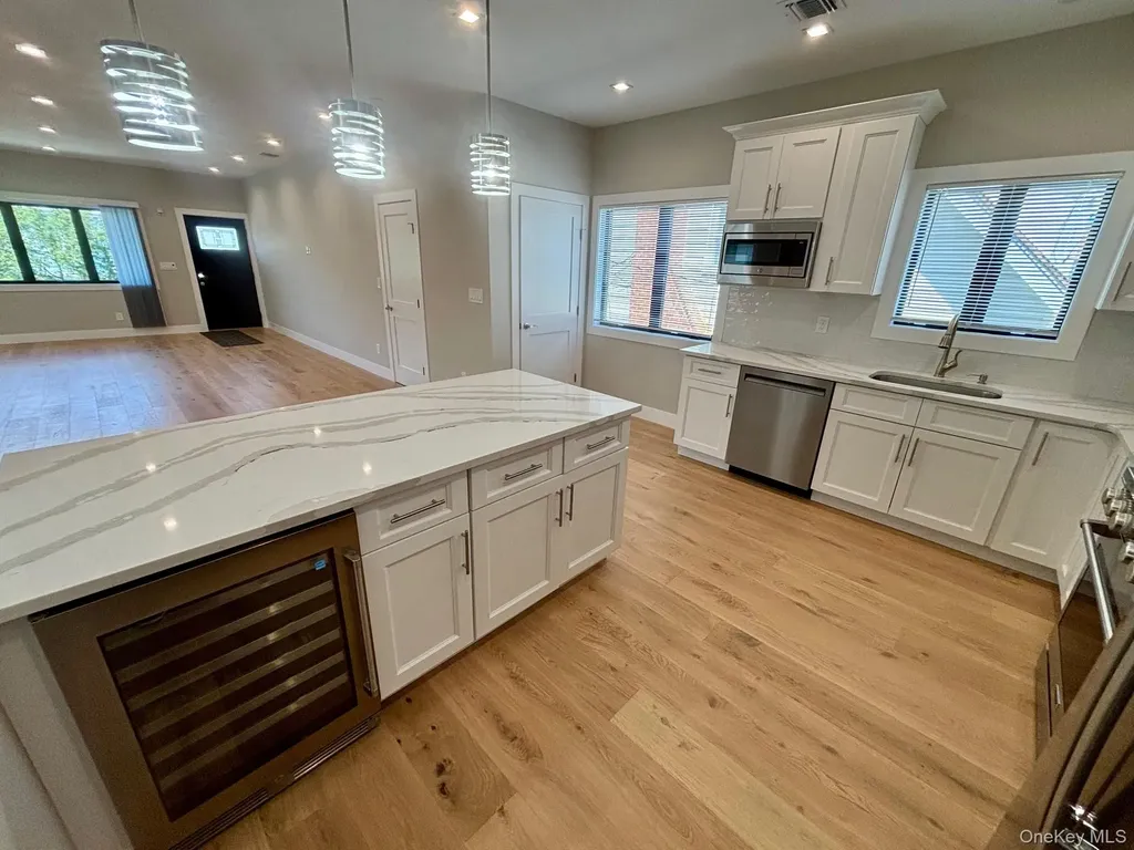 159 Harrison Avenue Mineola NY 11501