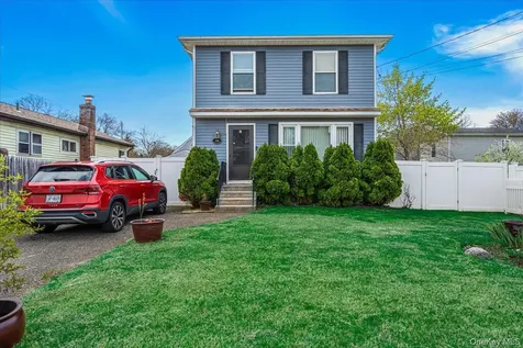 144 Washington Avenue Wheatley Heights NY 11798