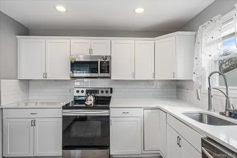 144 Washington Avenue Wheatley Heights NY 11798