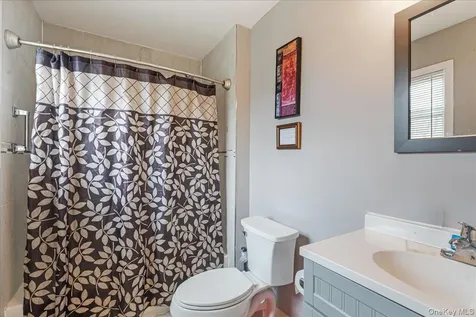 144 Washington Avenue Wheatley Heights NY 11798