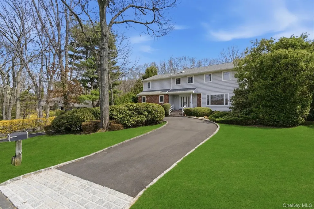 7 Seward Drive Dix Hills NY 11746