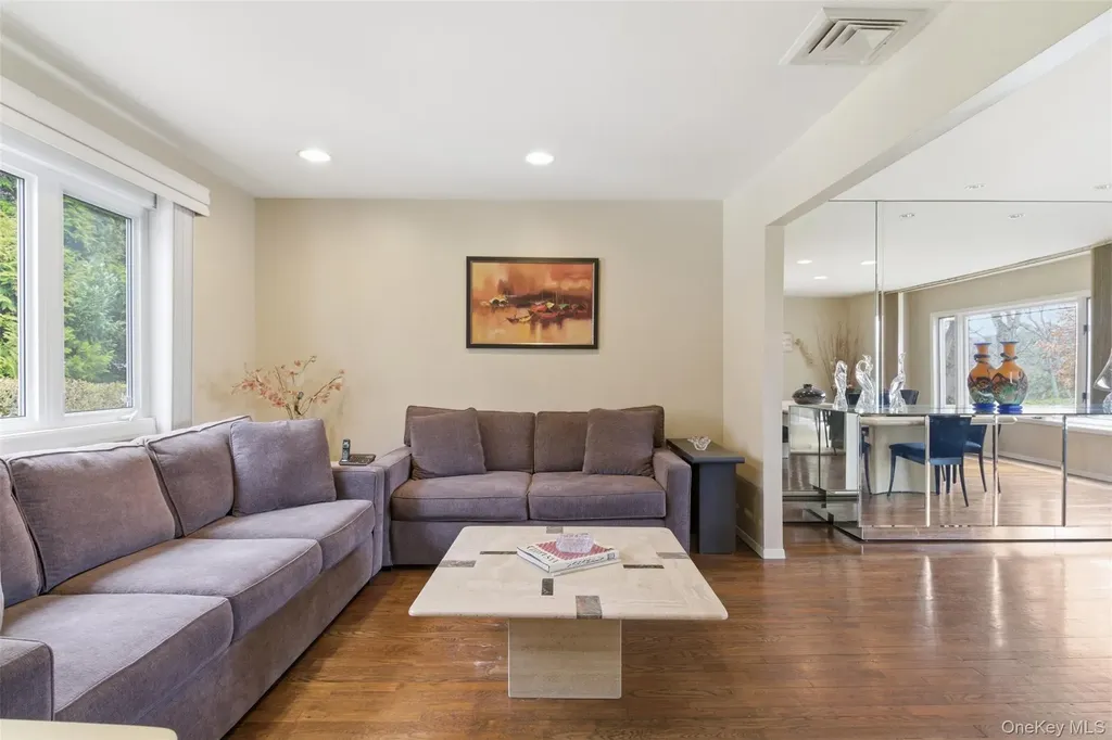 7 Seward Drive Dix Hills NY 11746