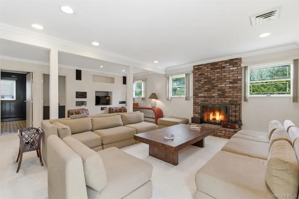 7 Seward Drive Dix Hills NY 11746