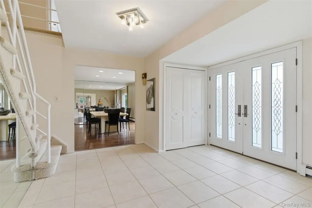 7 Seward Drive Dix Hills NY 11746