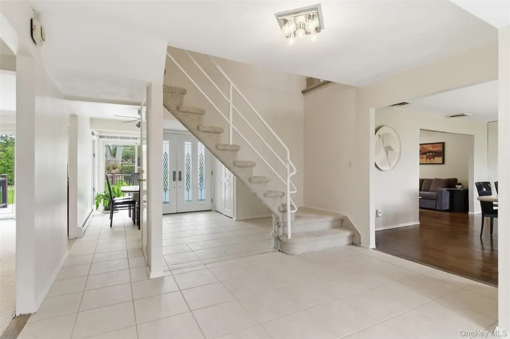 7 Seward Drive Dix Hills NY 11746
