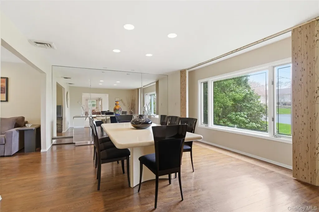 7 Seward Drive Dix Hills NY 11746