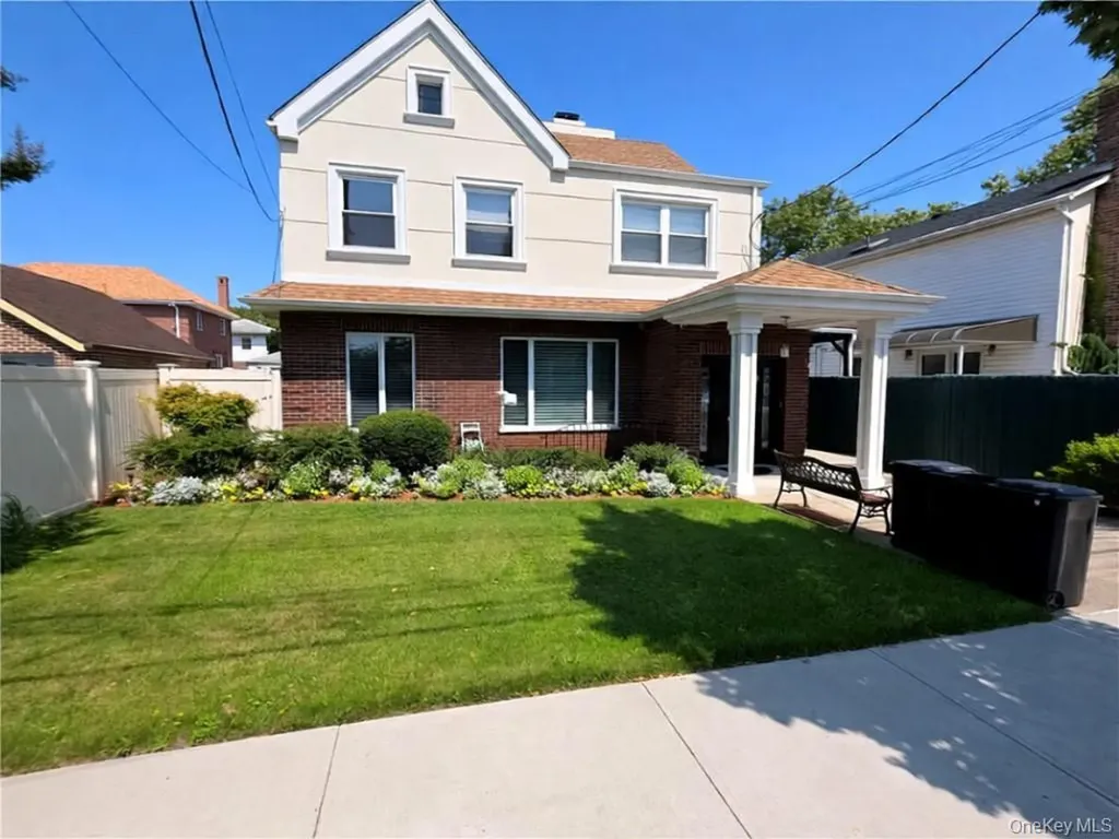 7311 Avenue W Brooklyn NY 11234