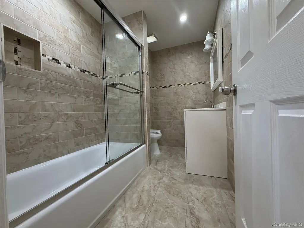 7311 Avenue W Brooklyn NY 11234