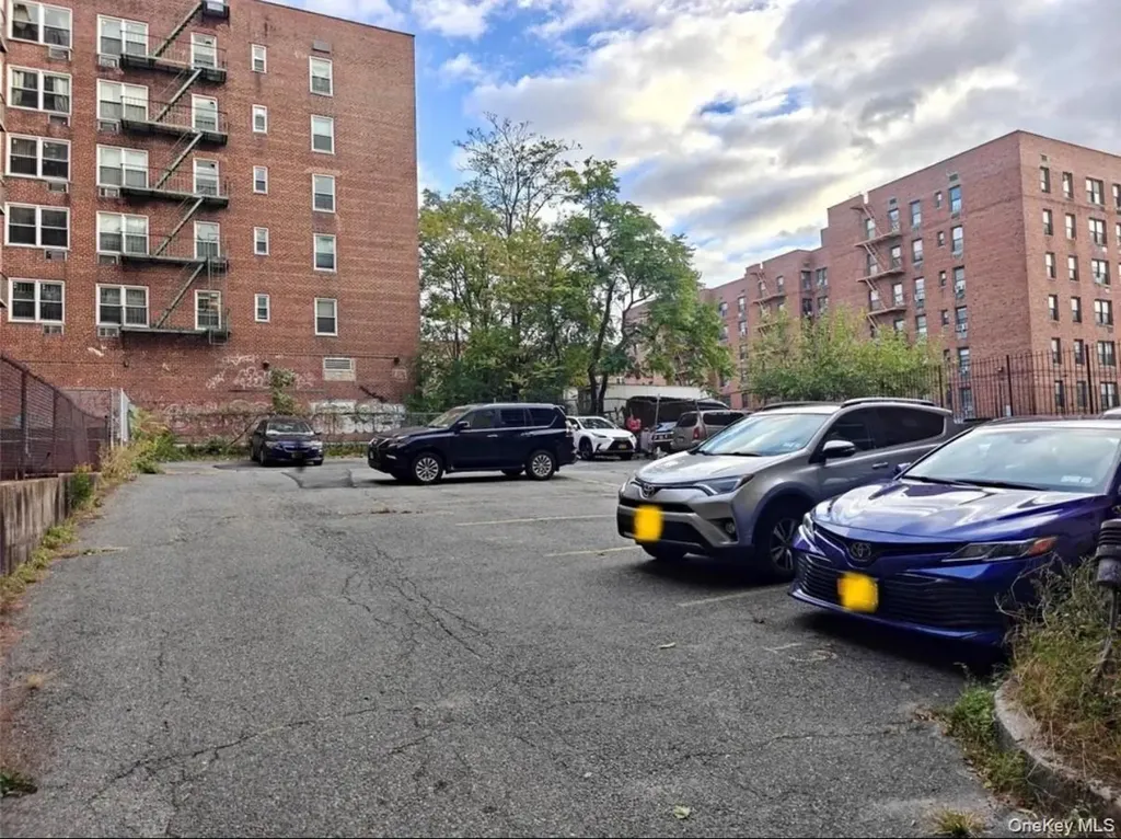 13446 Maple Avenue Flushing NY 11355