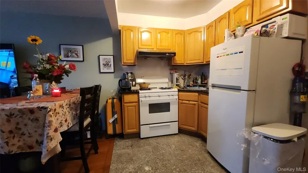 8432 Grand Avenue Elmhurst NY 11373