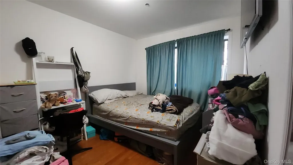 8432 Grand Avenue Elmhurst NY 11373