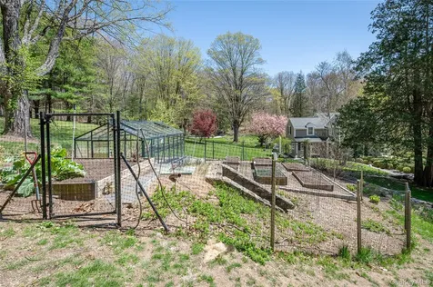 516 Pound Ridge Road Bedford NY 10506