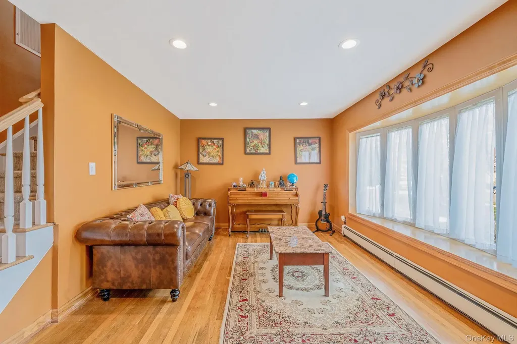 3476 Clifton Boulevard Wantagh NY 11793