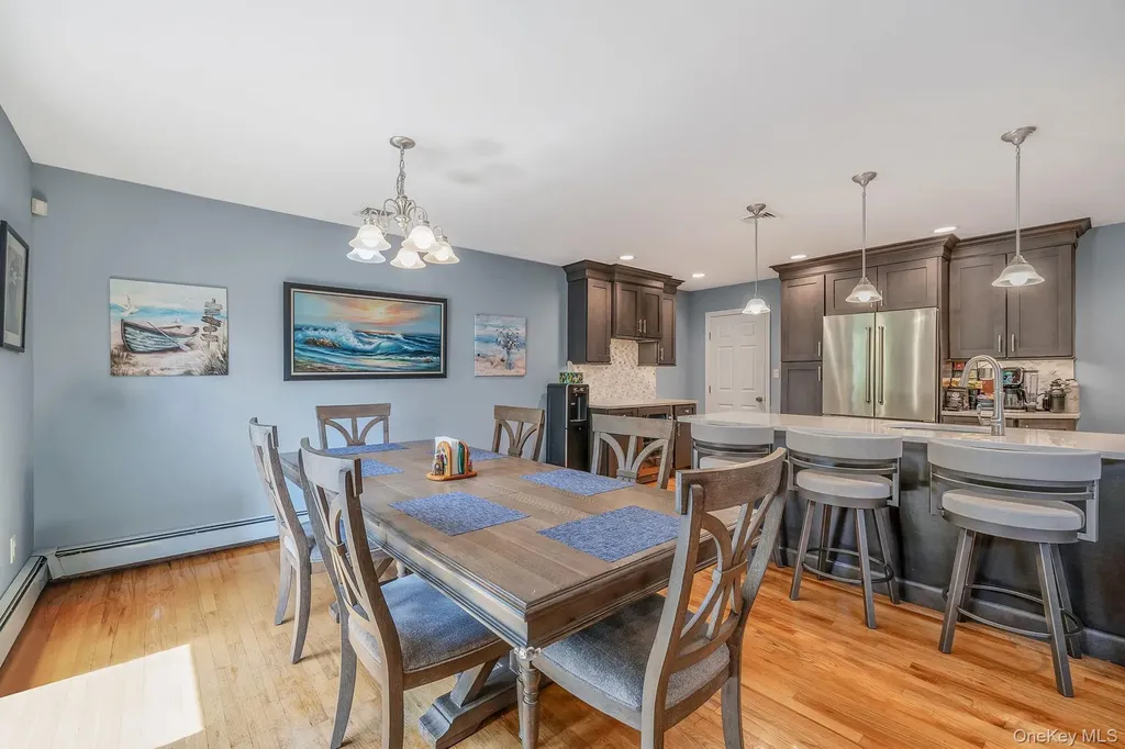 3476 Clifton Boulevard Wantagh NY 11793