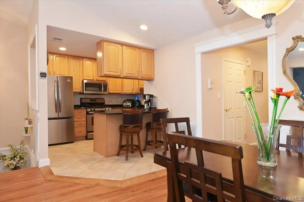 80 Morley Circle Melville NY 11747