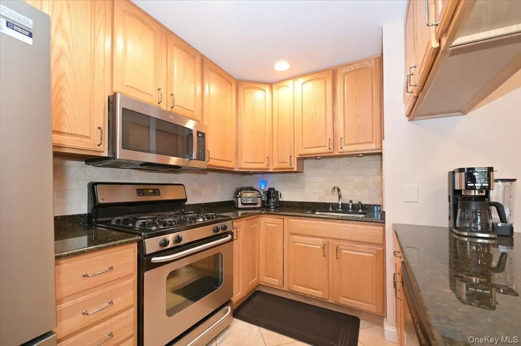 80 Morley Circle Melville NY 11747