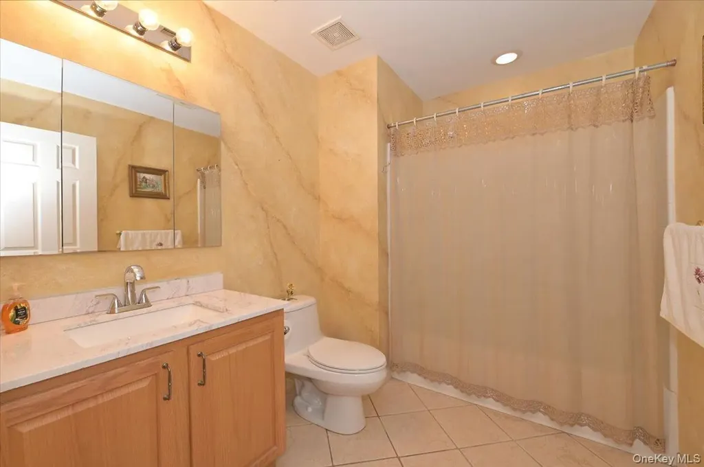 80 Morley Circle Melville NY 11747