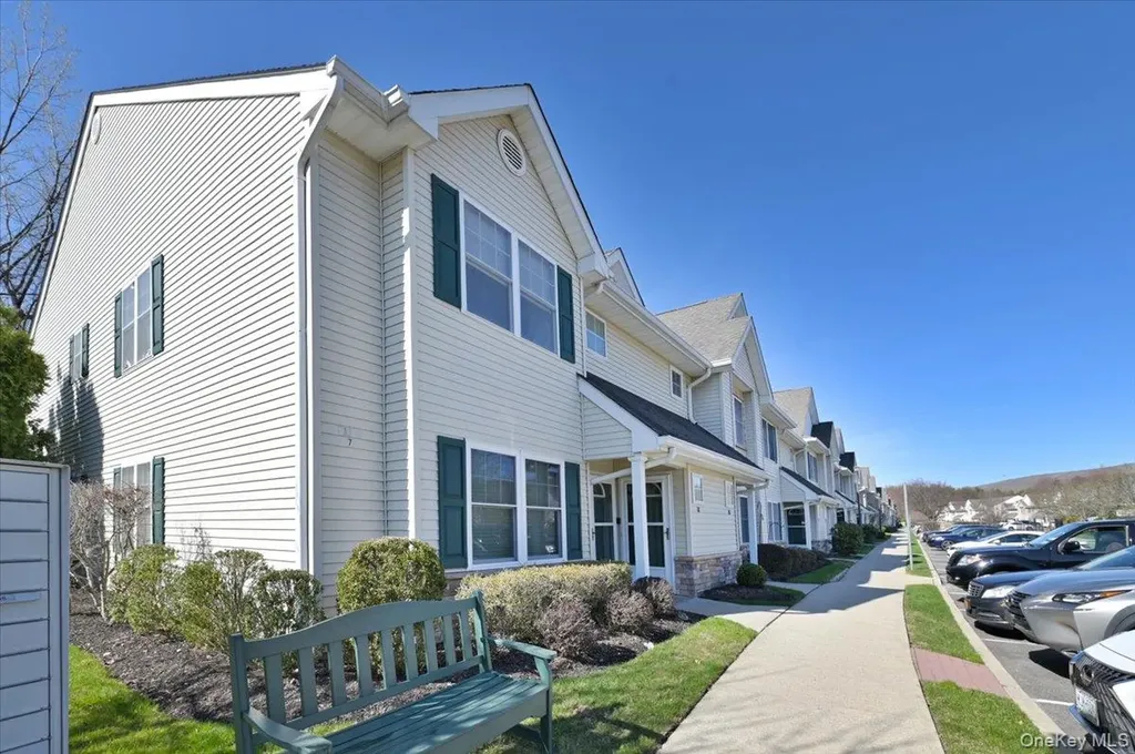 80 Morley Circle Melville NY 11747