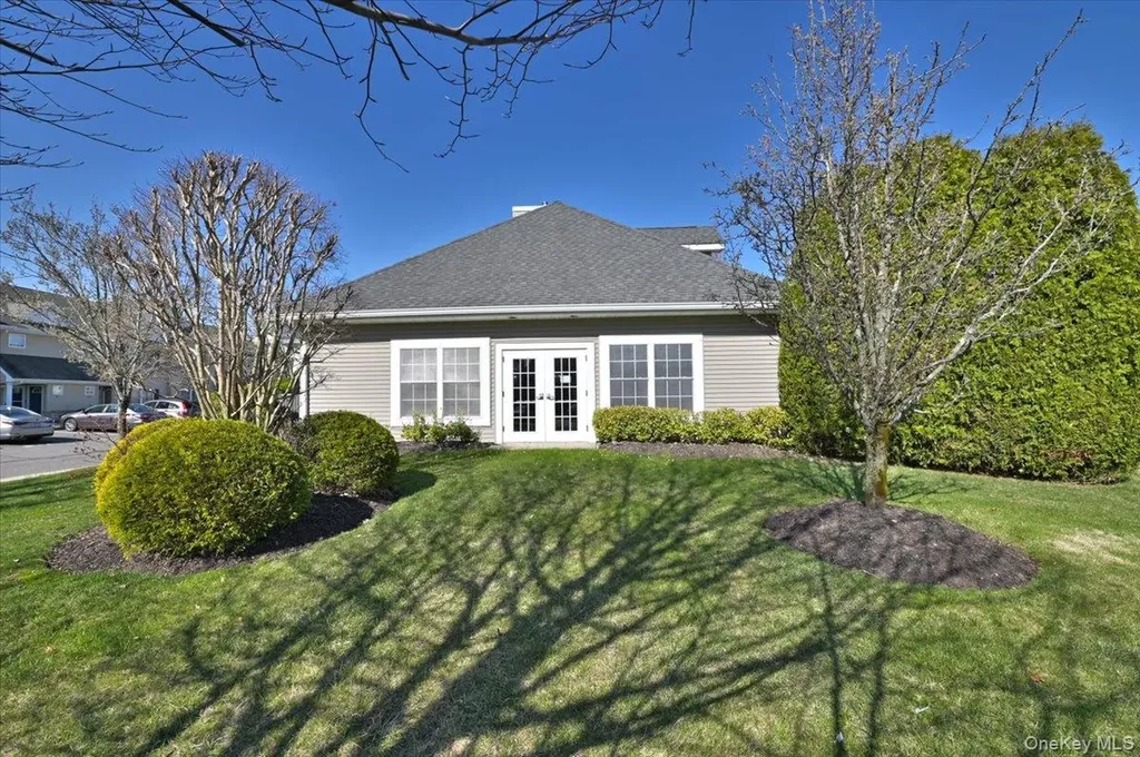 80 Morley Circle Melville NY 11747