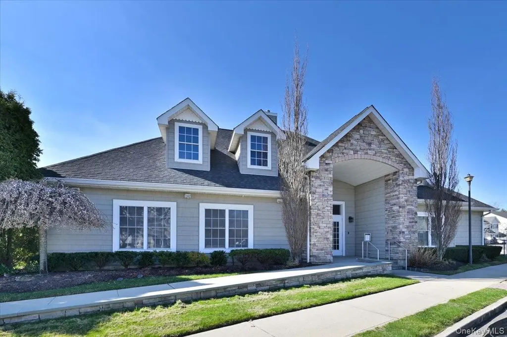 80 Morley Circle Melville NY 11747