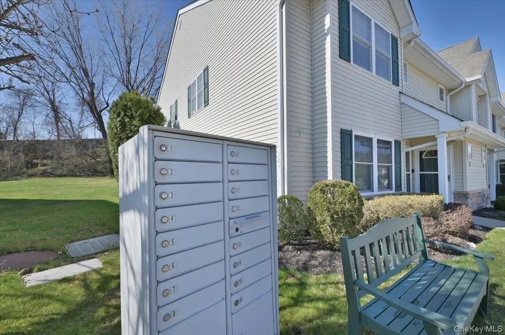80 Morley Circle Melville NY 11747