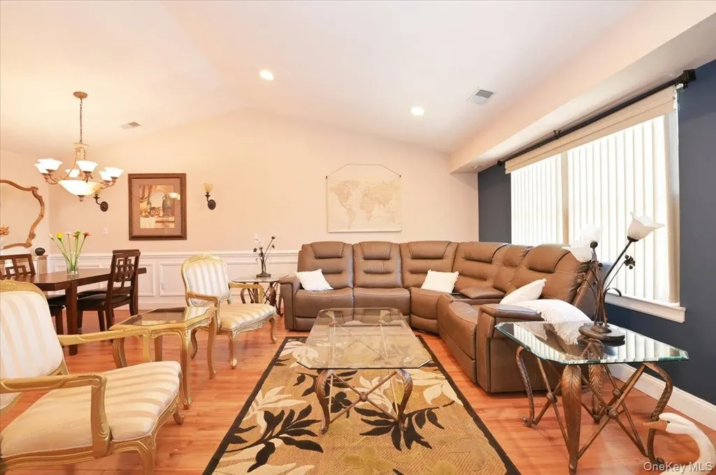 80 Morley Circle Melville NY 11747