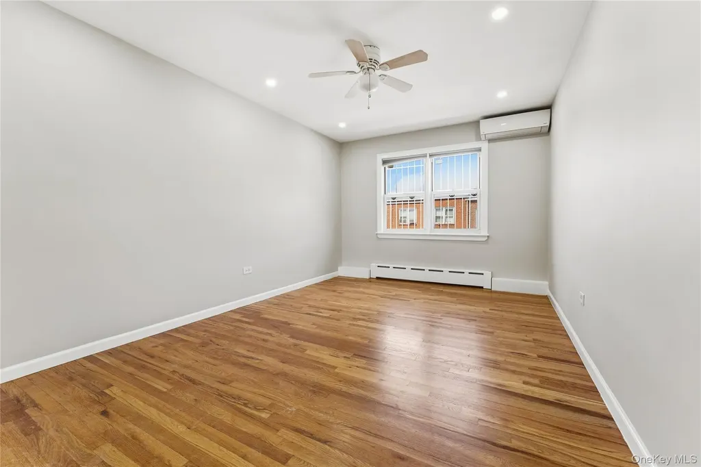 10525 63rd Drive Forest Hills NY 11375