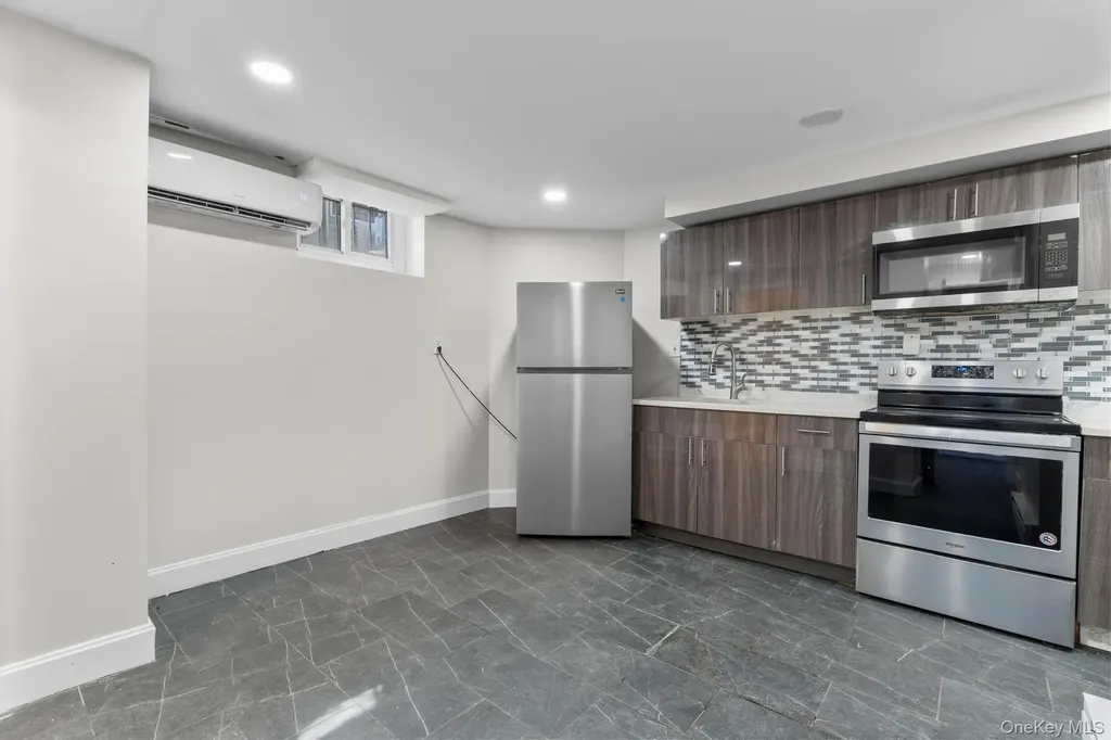138 Buena Vista Avenue Yonkers NY 10701