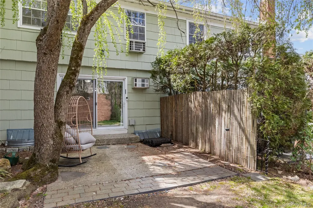 4 Salem Court Suffern NY 10901