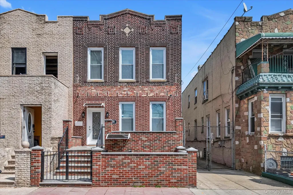 605 Sheffield Avenue Brooklyn NY 11207