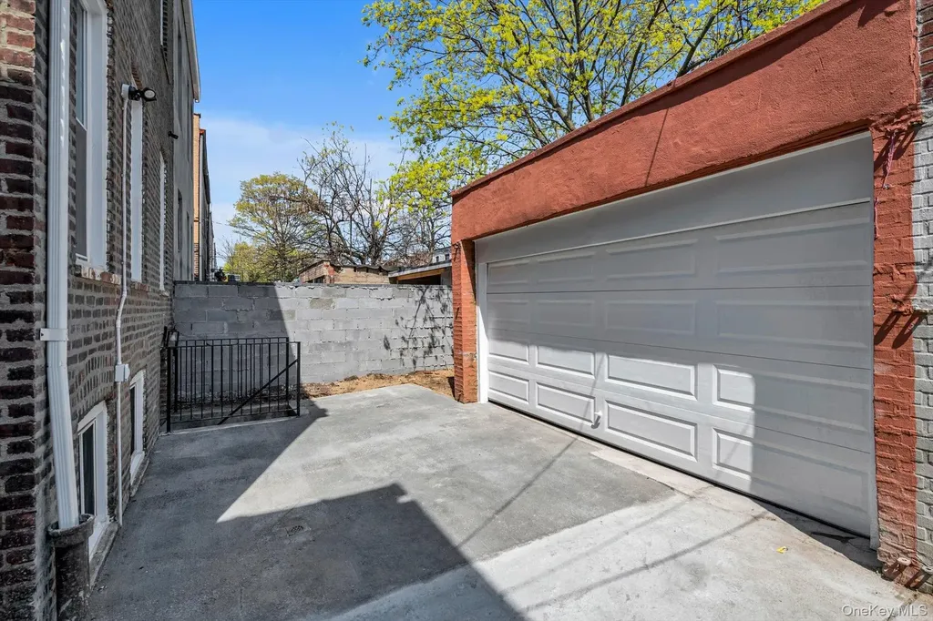 605 Sheffield Avenue Brooklyn NY 11207