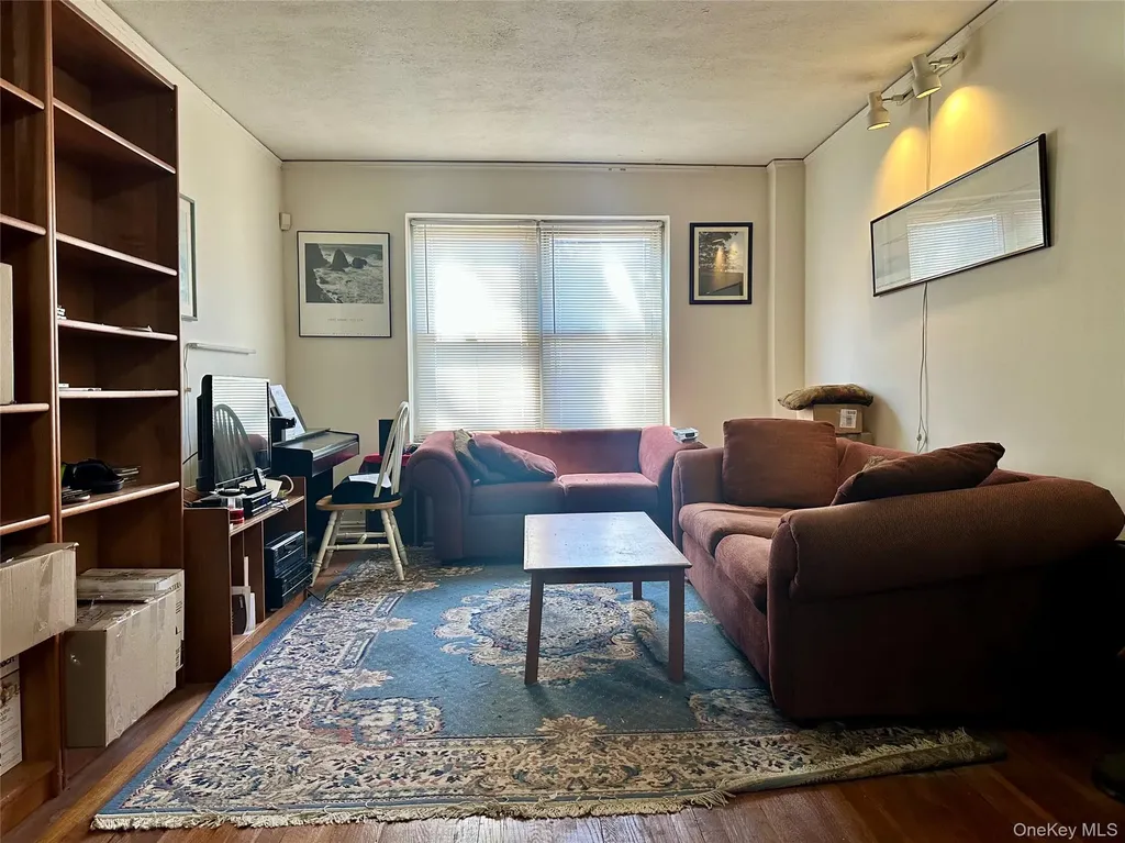 111-50 75th Road Forest Hills NY 11375