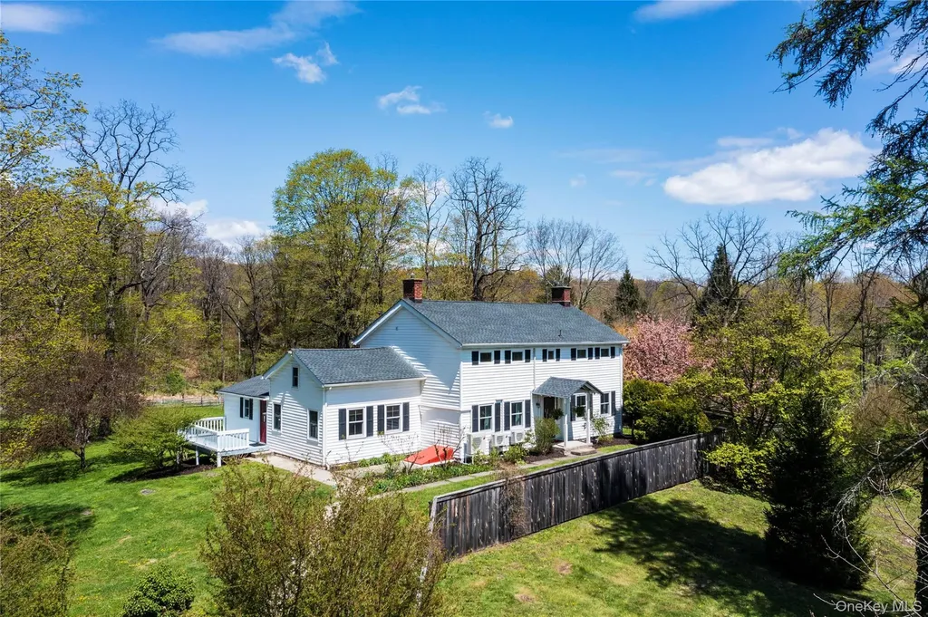 553 Salt Point Turnpike Poughkeepsie NY 12601