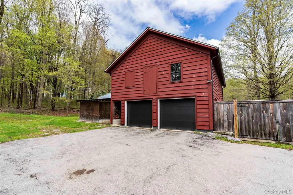 553 Salt Point Turnpike Poughkeepsie NY 12601