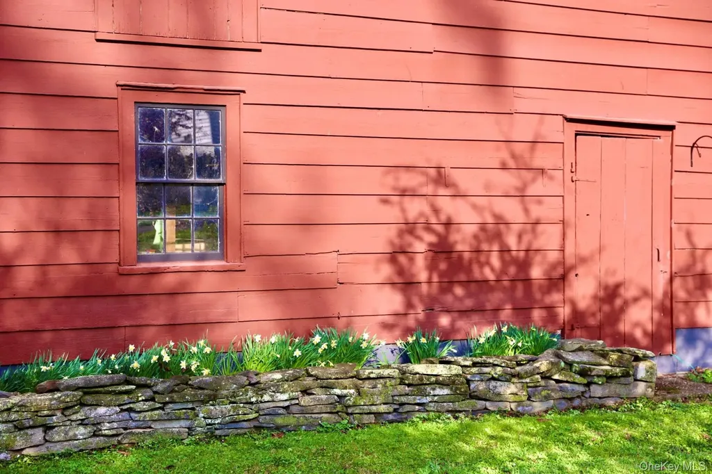 553 Salt Point Turnpike Poughkeepsie NY 12601