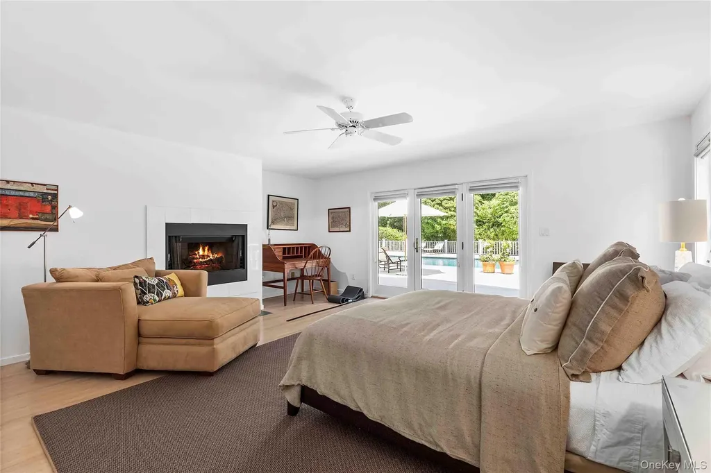 3 Acorn Path Quogue NY 11959
