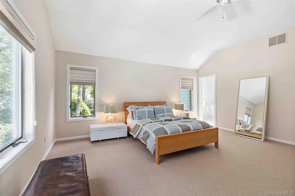 3 Acorn Path Quogue NY 11959