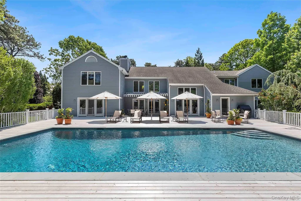 3 Acorn Path Quogue NY 11959