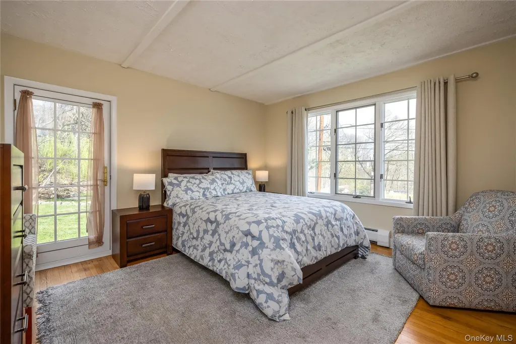 40 Graney Court Pearl River NY 10965