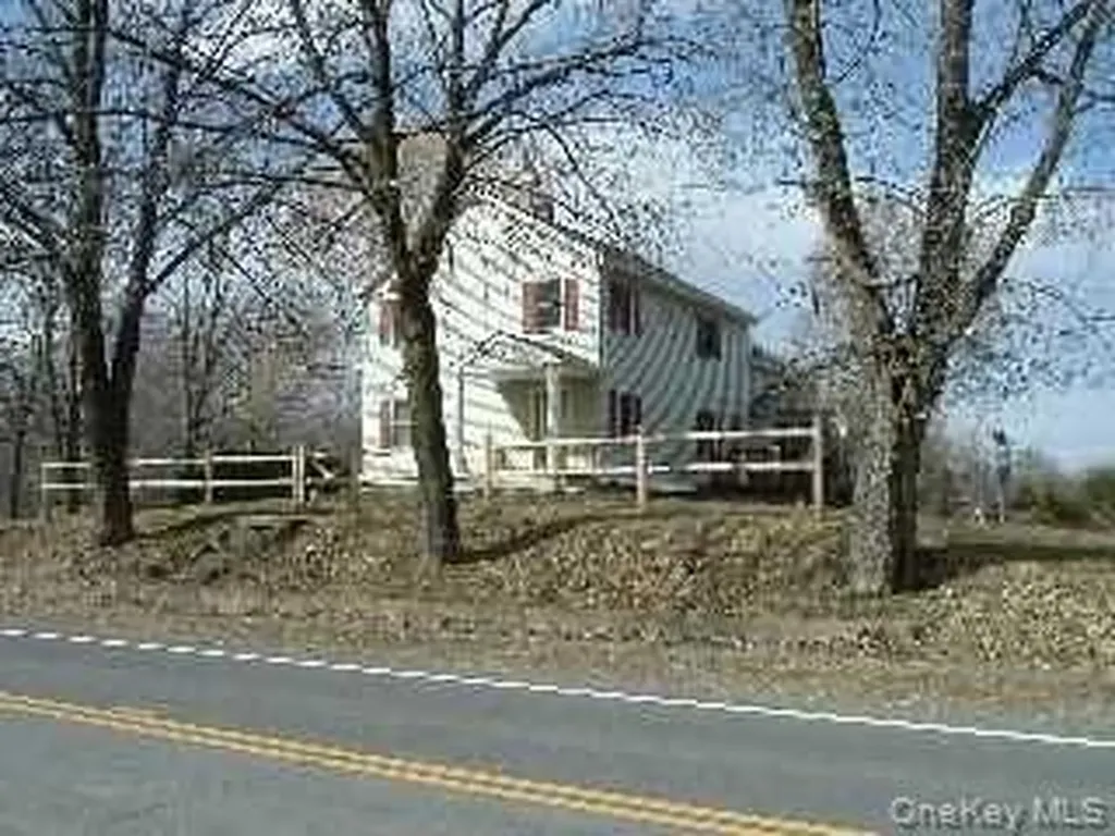 21 Broadway Tivoli NY 12583