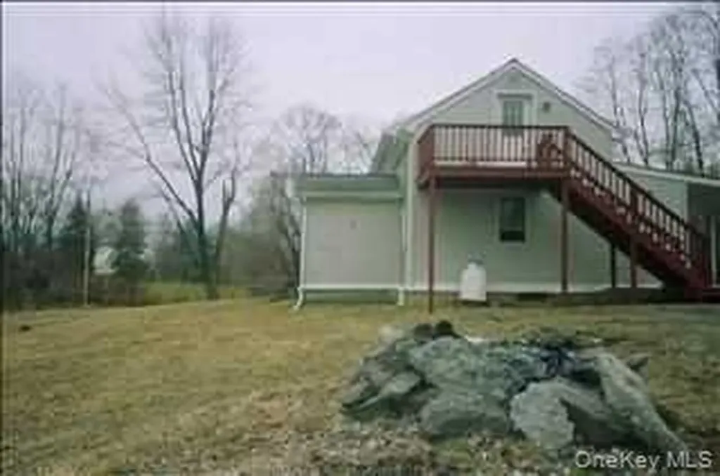21 Broadway Tivoli NY 12583