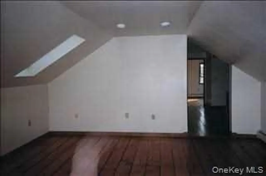 21 Broadway Tivoli NY 12583