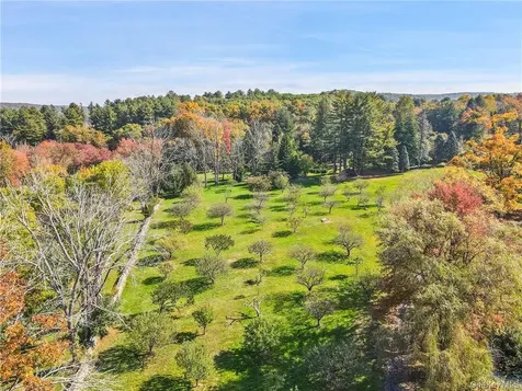 34-42 Boutonville Road Pound Ridge NY 10576