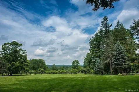 34-42 Boutonville Road Pound Ridge NY 10576